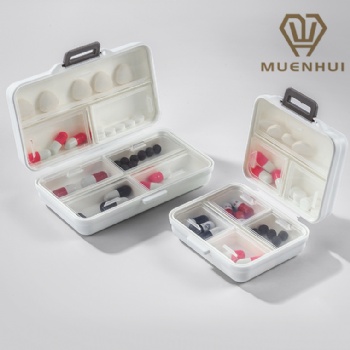  MUENHUI Weekly Plastic Pill Storage Case with Compartment	